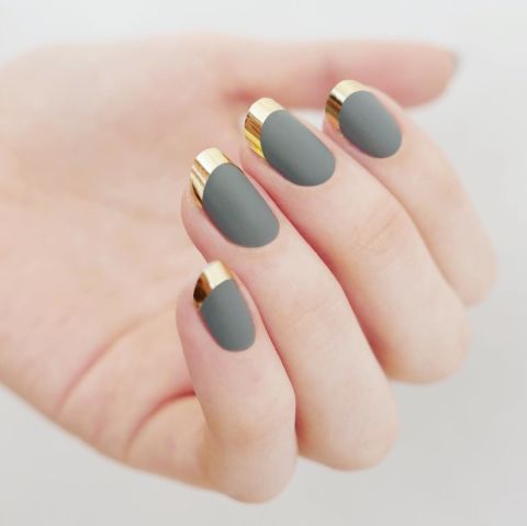 Sophisticated Nails in Two Colors